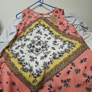Nice brand new tank shirt with tags peachy color